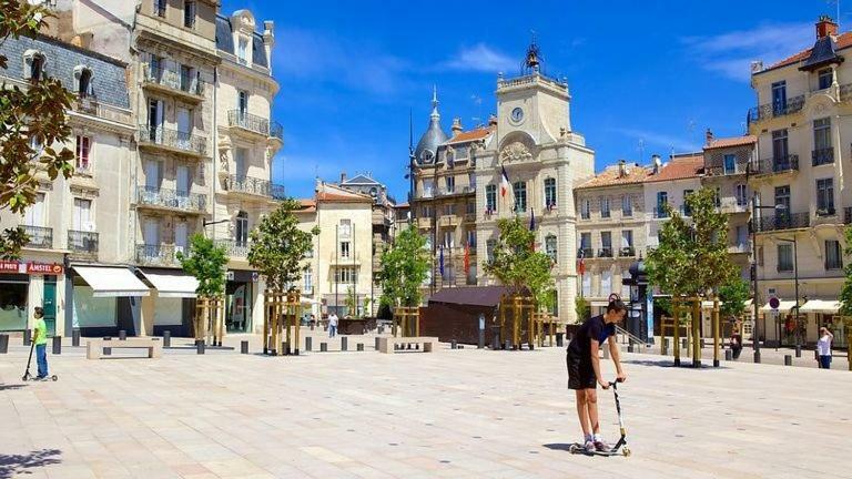 Le Petit Nid Des Arenes Béziers Exterior foto